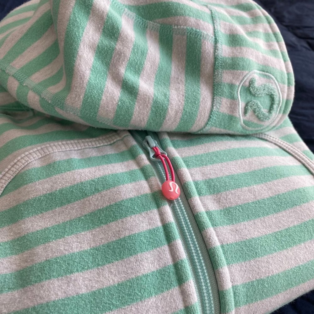 Lululemon Mint Green Striped Scuba Hoodie SZ 8